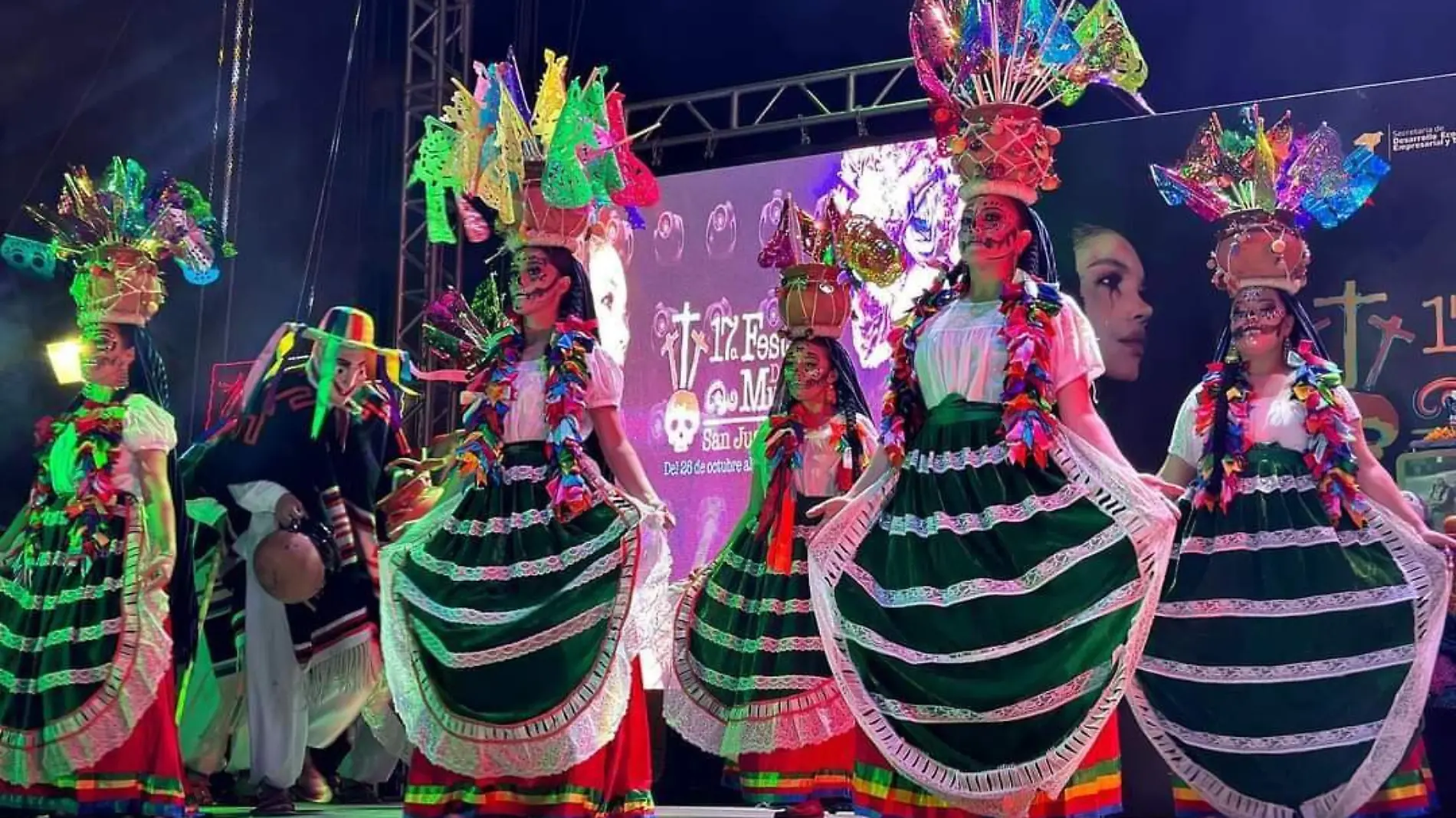 FOTO PRINCIPAL SJR Presentaron danzas tradicionales de diferentes estados del paIs